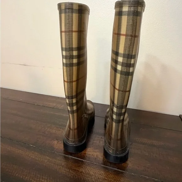 BURBERRY Rain Boots Tall Classic Check Haymarket Women's EUR 38 - Picture 3 of 10